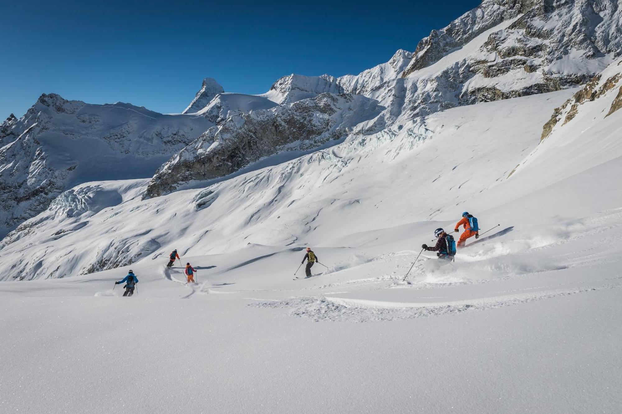 Basecamp Hotel Zermatt Exterior foto